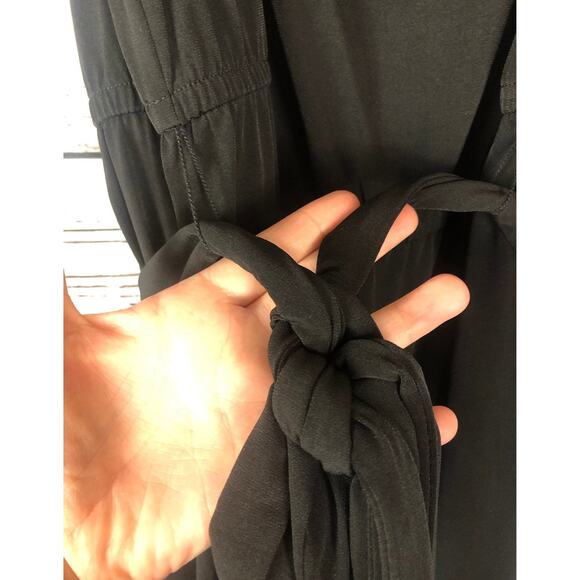 NWT Lane Bryant ruffled off the shoulder jumpsuit in black size 26/28 - Picture 5 of 9